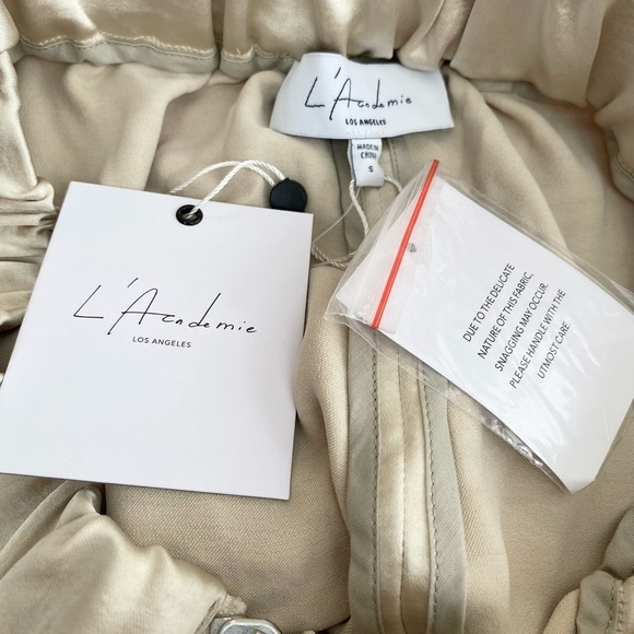 L’Academie Sadia Pant in Ecru Size Small - Picture 4 of 7